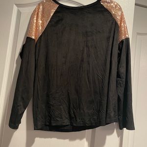 Sequin shoulder top sleeve